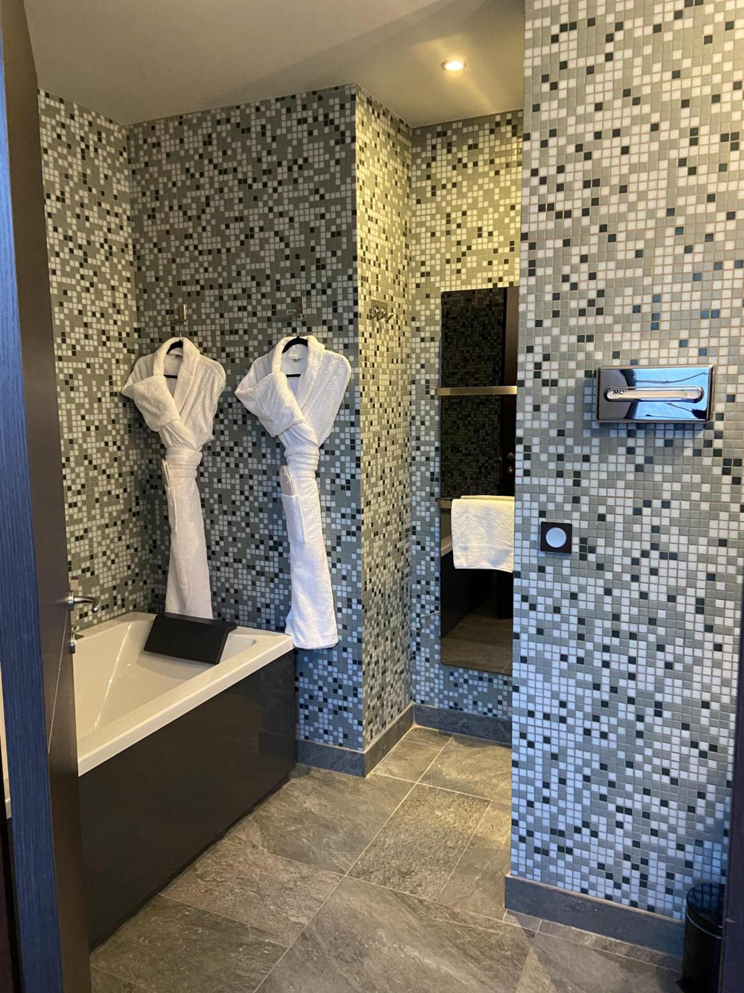 Les Suites Du Lac Aix-les-Bains Quarto foto